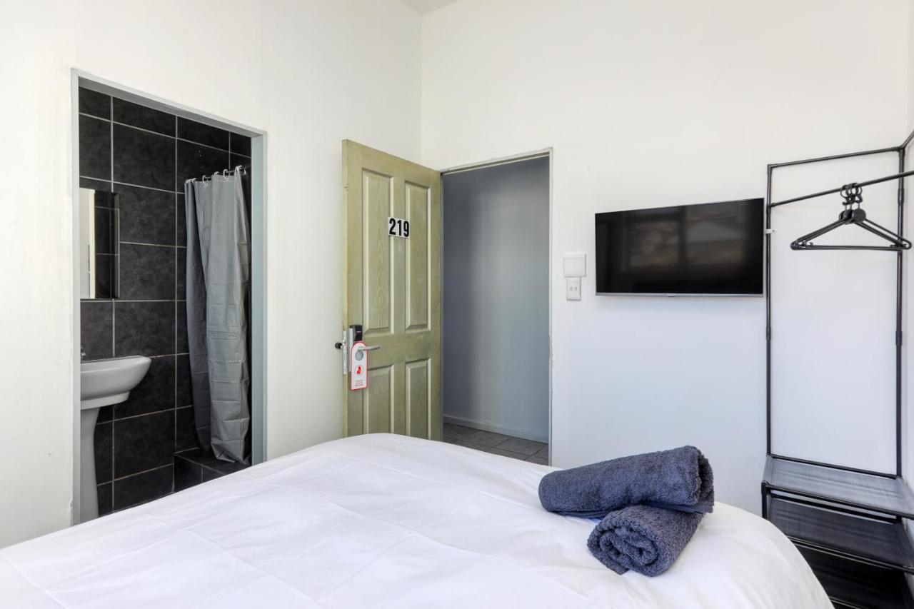 Inn & Out Express Sea Point Kapstaden Eksteriør billede