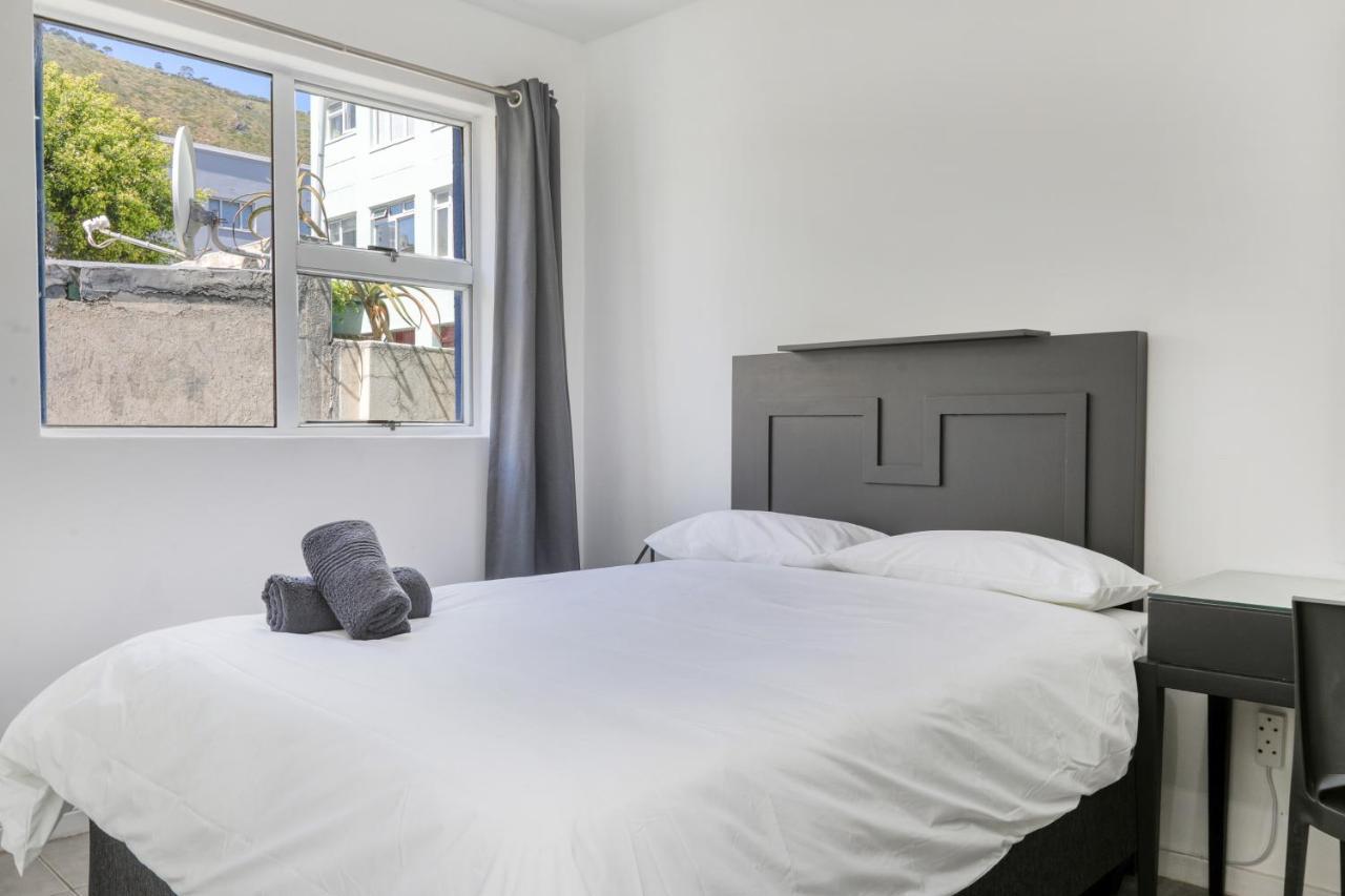 Inn & Out Express Sea Point Kapstaden Eksteriør billede